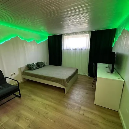 아파트 Contemporary + Free Parking *